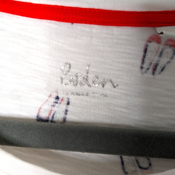 Boden Shoe Print T-shirt Size Large - Picture 5 of 8